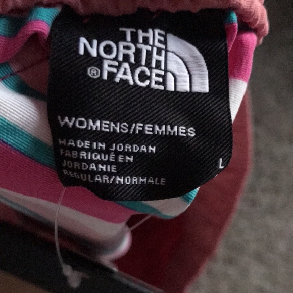 The NORTH FACE SHORTS SZXL - Picture 6 of 6